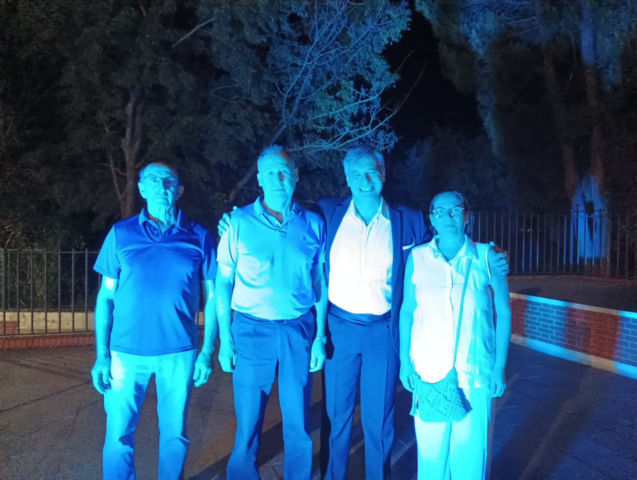 Alessandro Bassi con autoridades municipales de Arcic&oacute;llar